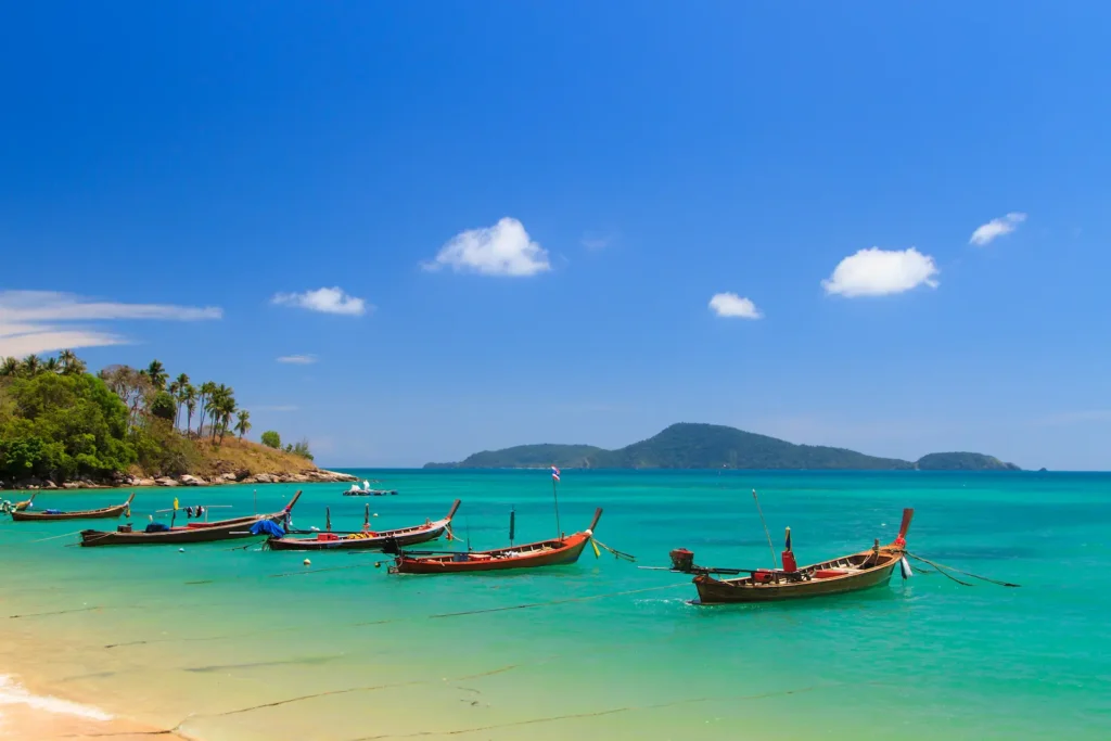 Barco em Phuket, Tailândia